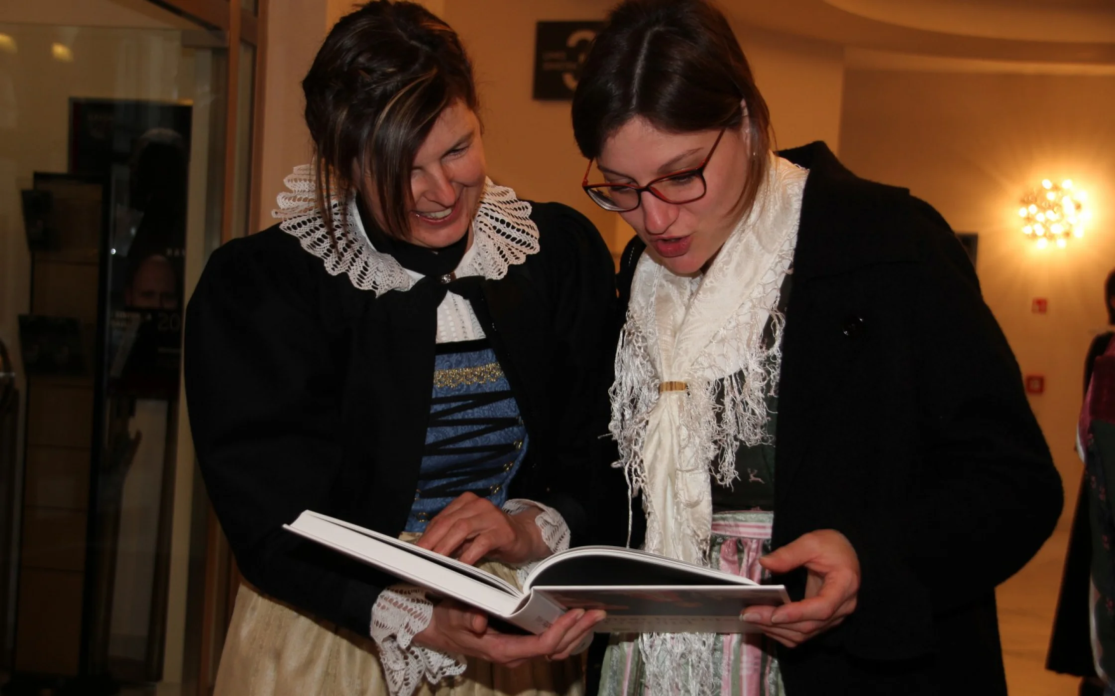 Buerinnen 4_1600x1067.JPG